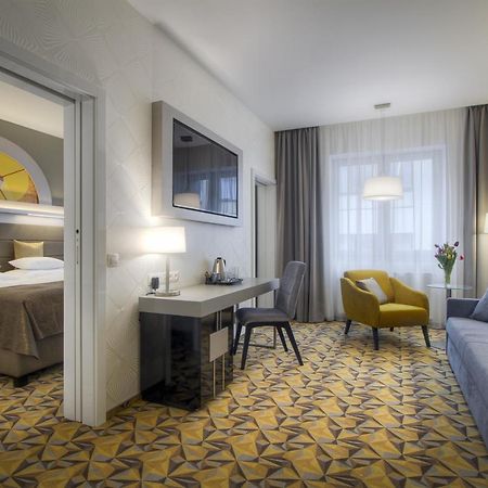 Hotel Essence Prag Exteriör bild