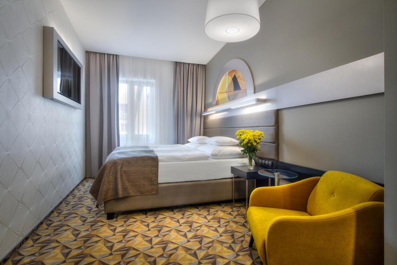 Hotel Essence Prag Exteriör bild