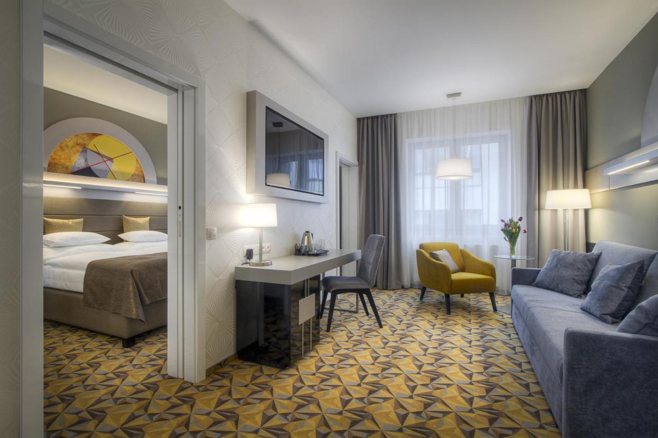 Hotel Essence Prag Exteriör bild