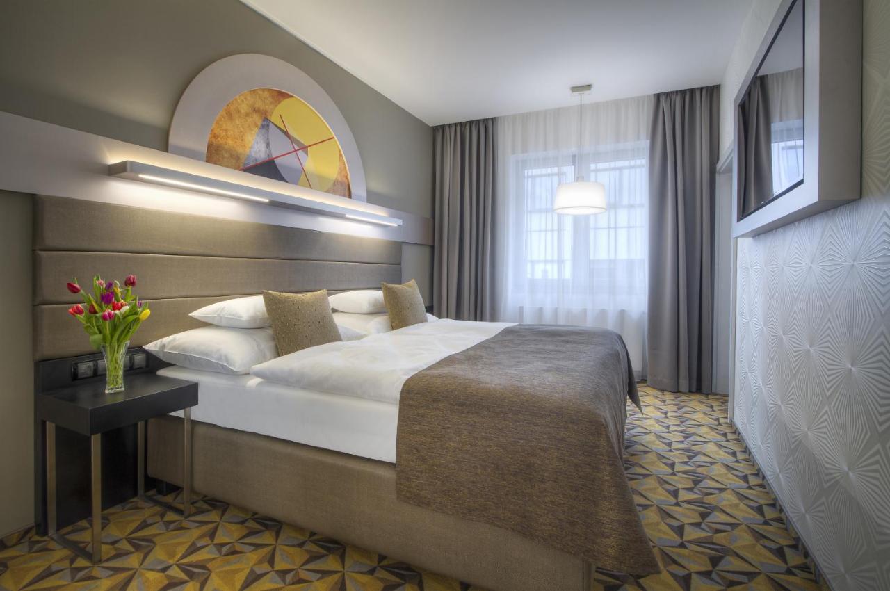 Hotel Essence Prag Exteriör bild