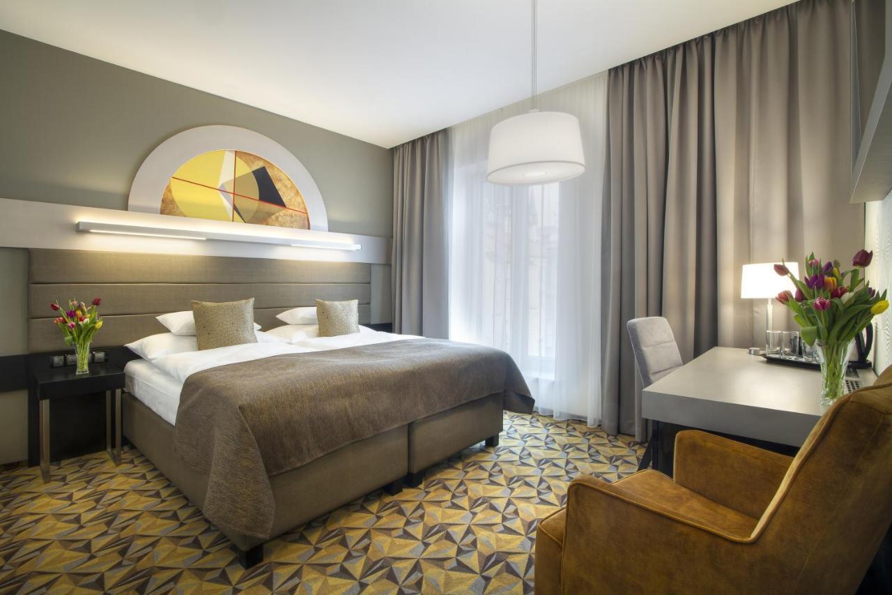 Hotel Essence Prag Exteriör bild