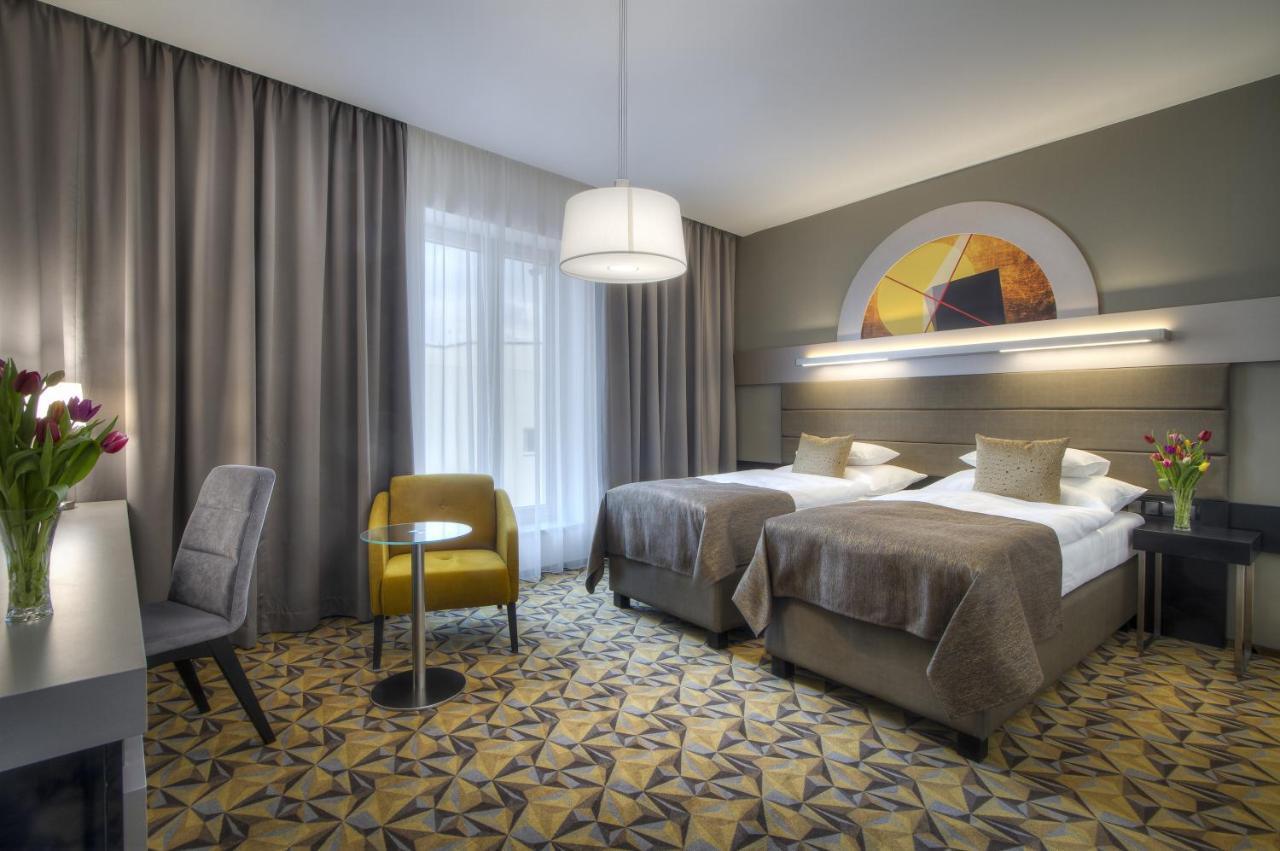 Hotel Essence Prag Exteriör bild